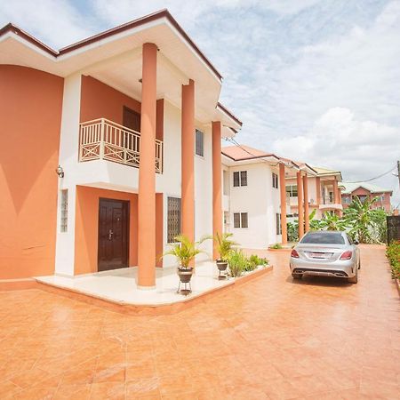 Accra Luxury Homes @ East Legon Esterno foto